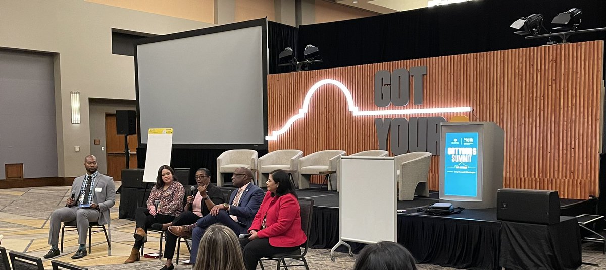 The <a href="/bwforg/">Bob Woodruff Foundation</a> hosted the Got Your 6 Summit. Meaningful discussions and how <a href="/COSAGOV/">City of San Antonio</a> along with partners and nonprofit organizations are working in support of #Veterans #VeteranFamilies #Caregivers. #TBIWarrior co-founder Dr. Delgado was part of the Veteran Navigation panel.