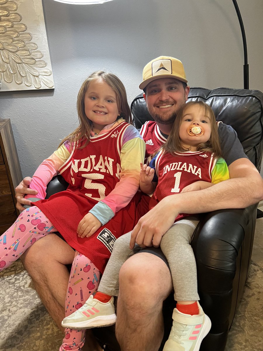 Ready for some <a href="/IndianaMBB/">Indiana Basketball</a> #iubb <a href="/troywilliams_/">Troy Williams</a> <a href="/JordanHulls1/">Jordan Hulls</a>