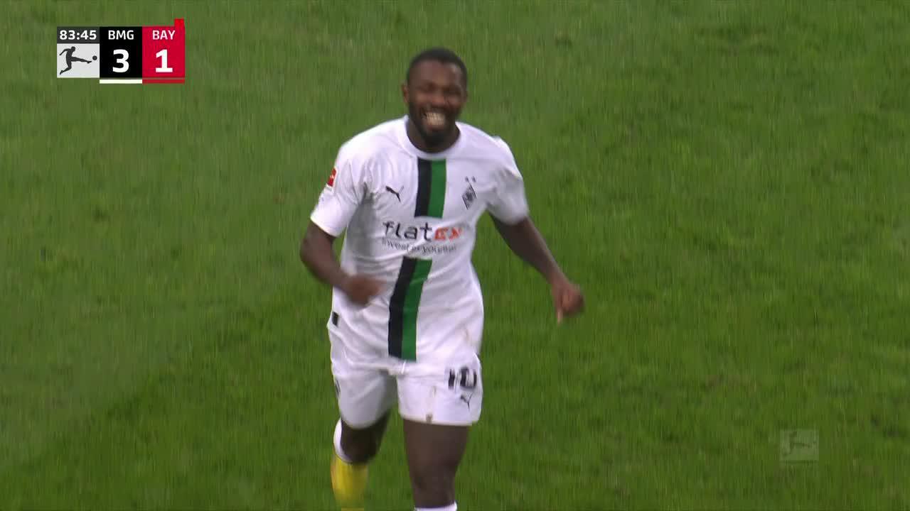 MARCUS THURAM MAKES IT 3-1 OVER BAYERN 👀”
