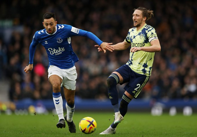 LeedsPeru's tweet photo. Everton 1X0 Leeds United El peor partido de toda la temporada acabamos de hacer , jugamos como una mierda . Horrible Ayling , Harrison , Bamford repito es un exjugador , Aaronson espantoso. Vayanse a la mierda todos https://t.co/PUko7YPM1O