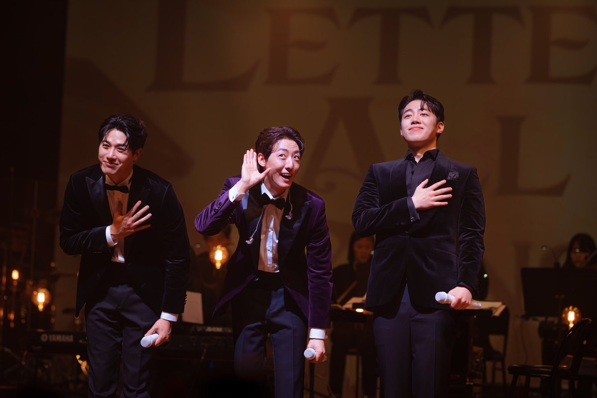 TLetteamor's tweet photo. 첫째, 둘째, 셋째,
그리고 레떼. 

캐릭터들 완벽하다 👏👏👏 https://t.co/1Kfjc5wU0Y