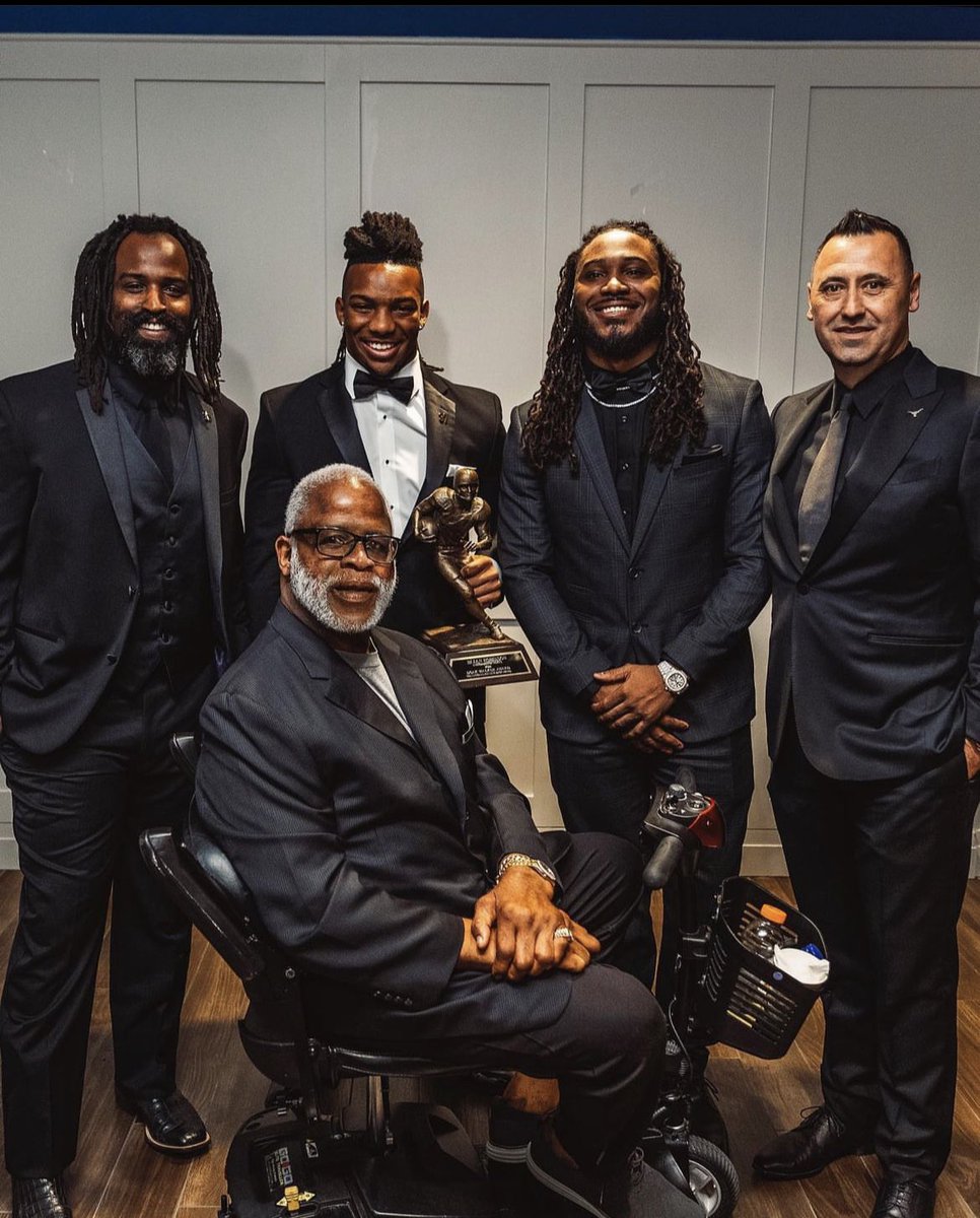 Won’t Delete This Until OU Scores tweet media