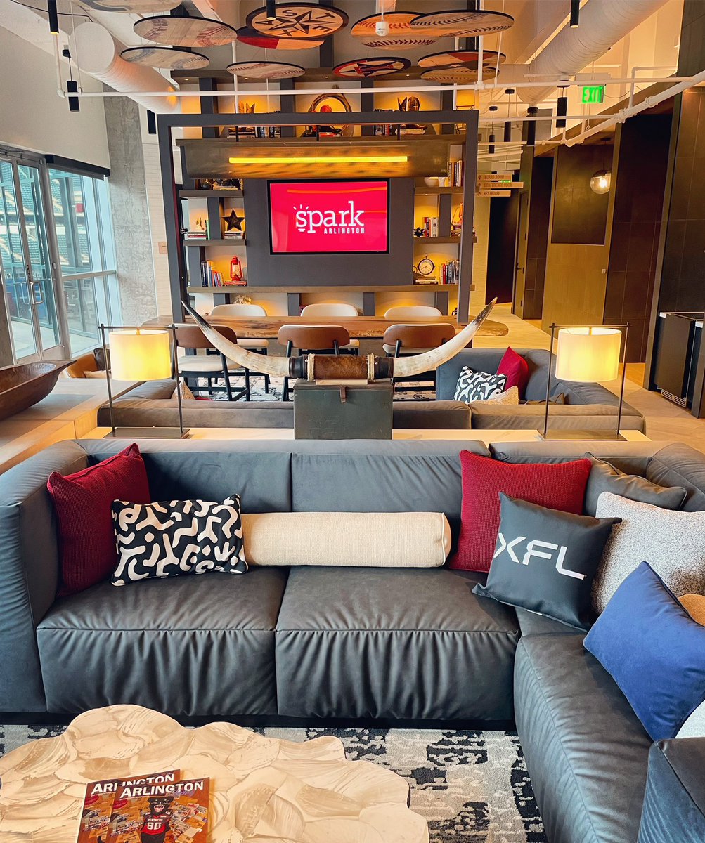 SparkArlington's tweet photo. The @XFL2023 starts today! We’re catching the @XFLVipers vs @XFLRenegades season opener action from our community lounge! 

Congrats on kicking off the #XFL2023 season! 💪🏾🏈🎉

#XFL #gameday #arlingtontx #community #coworking #startuplife https://t.co/M7pfSX9bX9