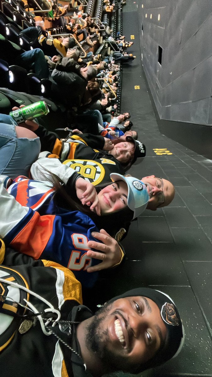 #mohegansun #bostonbruins