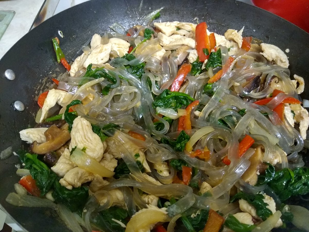 CarolynTGray's tweet image. I have 3,213 twitter followers, and now you can see views, about 150 people see my tweets.
Hello 150 people!!! We had a #HappyBirthdayJhope dinner &amp;amp; cakes tonight, I have soju, we did a game of #GoStop I lost again. Listened to stacks of Spotify all day #Streaming