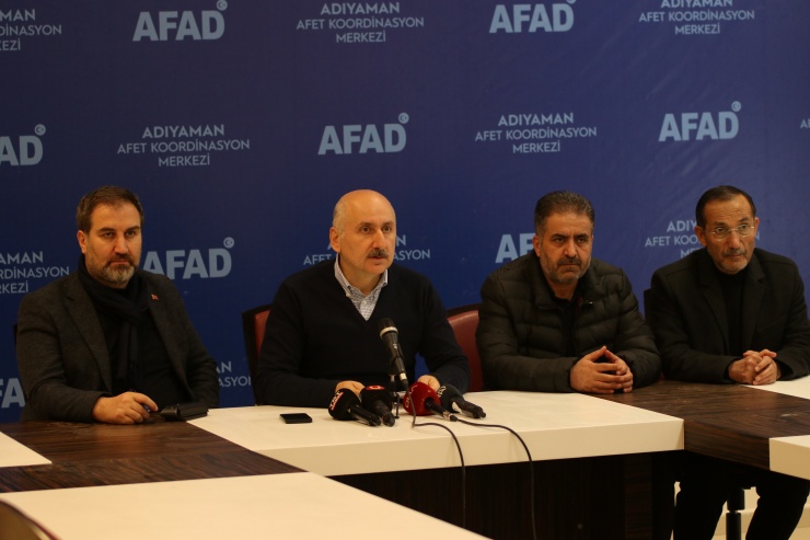 Bakan Karaismailoğlu’na göre Adıyaman’da artık barınma problemi yok 

diken.com.tr/bakan-karaisma…