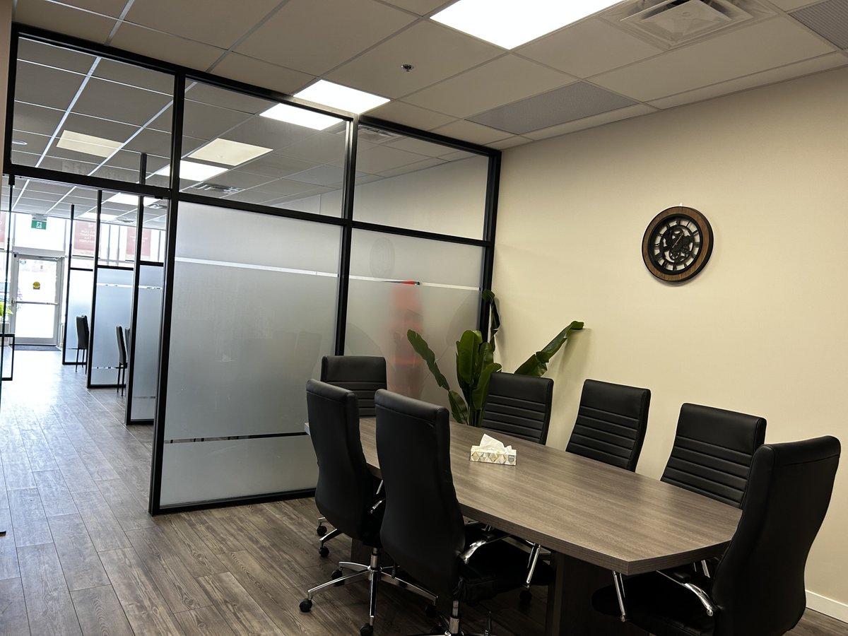LibTaxNiagara's tweet photo. Need a private room for a meeting of 10 people or fewer? We can help you out!

In Fonthill, we have a fully-equipped board room with a kitchenette, comfortable chairs, and a large-screen TV compatible with Apple, Android, and Windows-based devices.

The cost is an in-kind... https://t.co/KMoewWbwuN