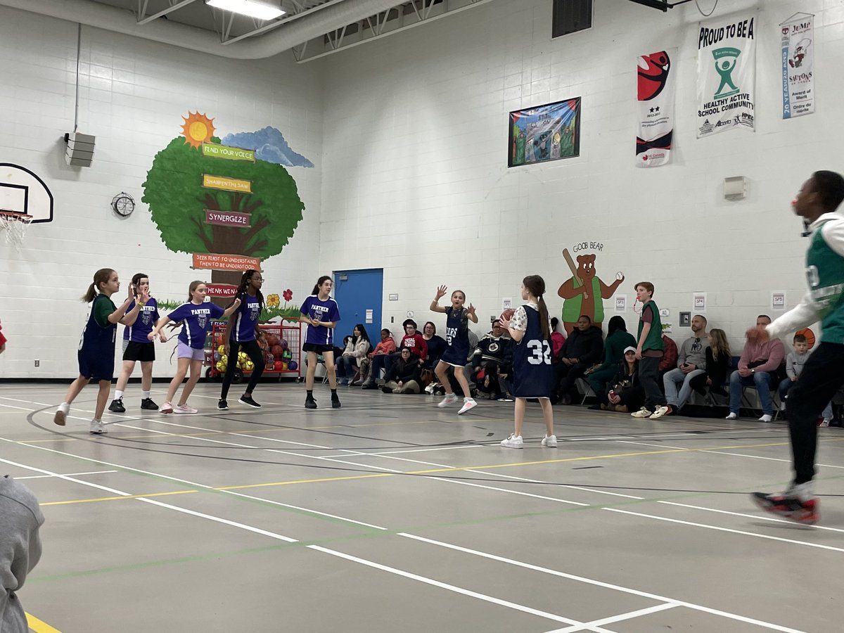 Dickinsfield's tweet image. Cheering on our Flyers at the École St. Paul 5/6 girls basketball tournament 🏀 #GoFlyersGo @FMPSD
