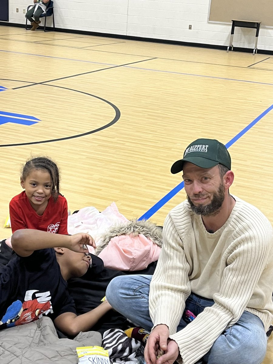 Ms. Henderson tweet media