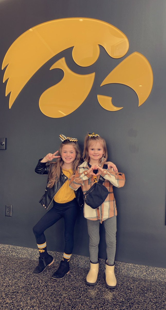 mollyobrien82's tweet photo. ✌️ + ❤️ + Hawkeye Gymnastics  #FightForIowa https://t.co/C6CZlmvqTU