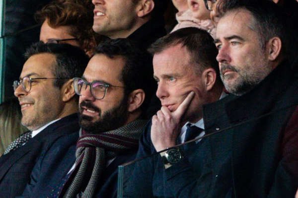 Leeds have picked up just 12 points since the 3-0 win over Chelsea on August 21st 2022, the lowest points return of any Premier League side.

lufcdata.com | #LUFC