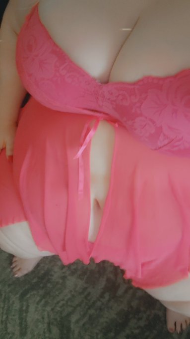 Waiting... 🥱 https://t.co/06vy8yVVAV<a href="/tag/ssbbw"class="tags"><span>#ssbbw</span></a><a href="/tag/bellyfat"class="tags"><span>#bellyfat</span></a><a href="/tag/ssbbwbelly"class="tags"><span>#ssbbwbelly</span></a>