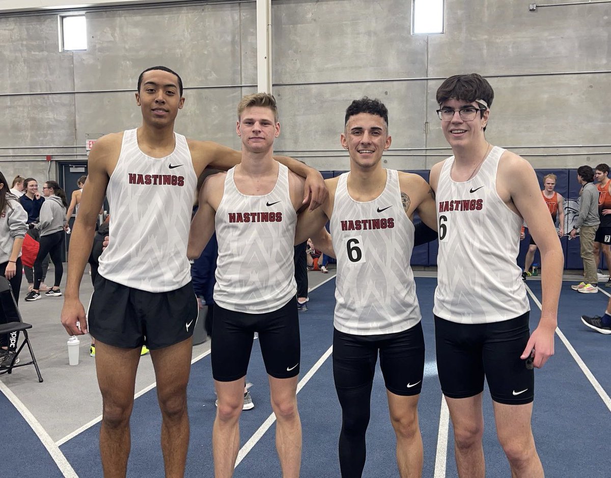 Results in the Men’s 4x800m Relay:
4th Place Hastings - 8:15.49 

Relay Members: Deshawn Burks, Aaron Ochsner, Alec Garcia, Tyler Salter
