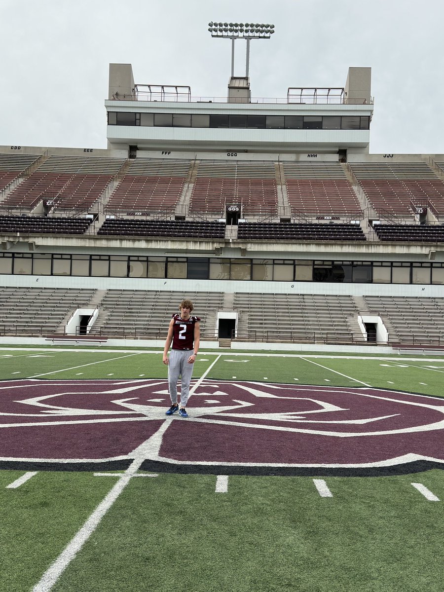 JacobWilburn6's tweet photo. WOW! #AGTG I’m very excited to announce after a great junior day at the University of Missouri State and great talks with @_CoachDowning @Ry_Beard @CoachLDScott I have received my first Division 1 offer! Thank you God! 
@TXPrivateFBGuy @TXPSPodcast @RSA_Athletics @RSA_strength https://t.co/m56BgyYzDT