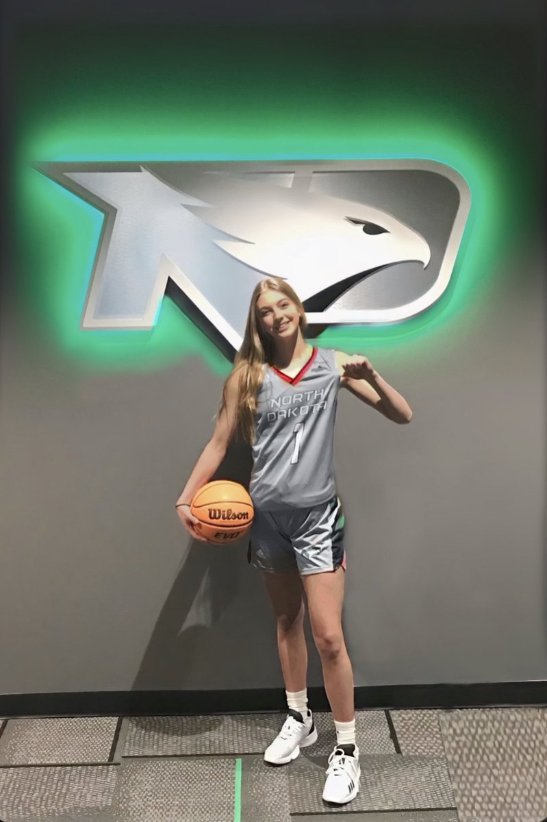 Heidi Rathmann tweet media