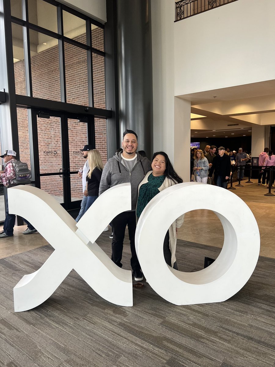 jessecarballojr's tweet photo. We had such an amazing time at the XO'Marriage conference! Itโs important to invest into your marriage and see what God has in stored for your lives ๐๐ฝ
#xoconference #blessed #marriage https://t.co/v0brPWtNUD