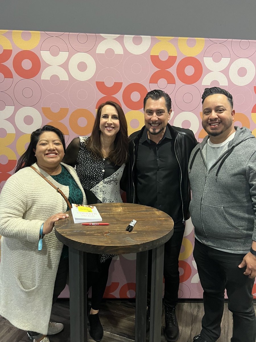 jessecarballojr's tweet photo. We had such an amazing time at the XO'Marriage conference! Itโs important to invest into your marriage and see what God has in stored for your lives ๐๐ฝ
#xoconference #blessed #marriage https://t.co/v0brPWtNUD