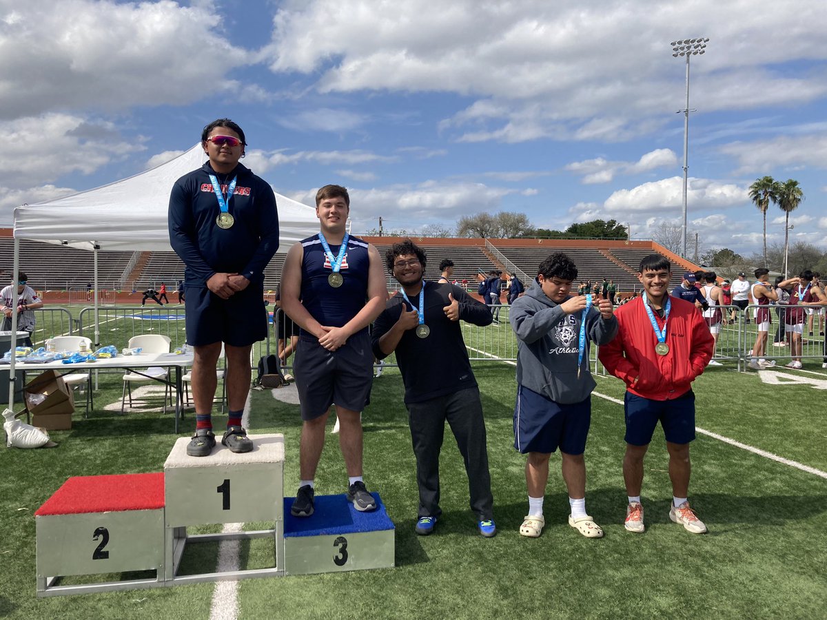 Gilbert_d_leal's tweet photo. Boys Shot Put Winners @BISDAthletics1 https://t.co/LrkpR1rGpo