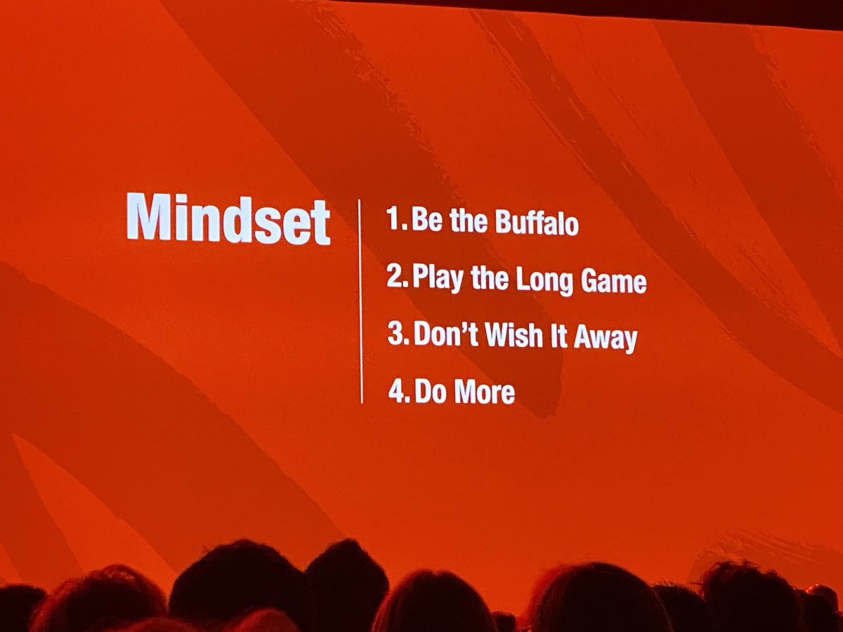 ericchazaro's tweet photo. Tiempos de trabajar más que nunca en tu mentalidad. #kwFr2023 #kwri #kwMx #krfr23 #GaryKeller https://t.co/kAvNYuYksH