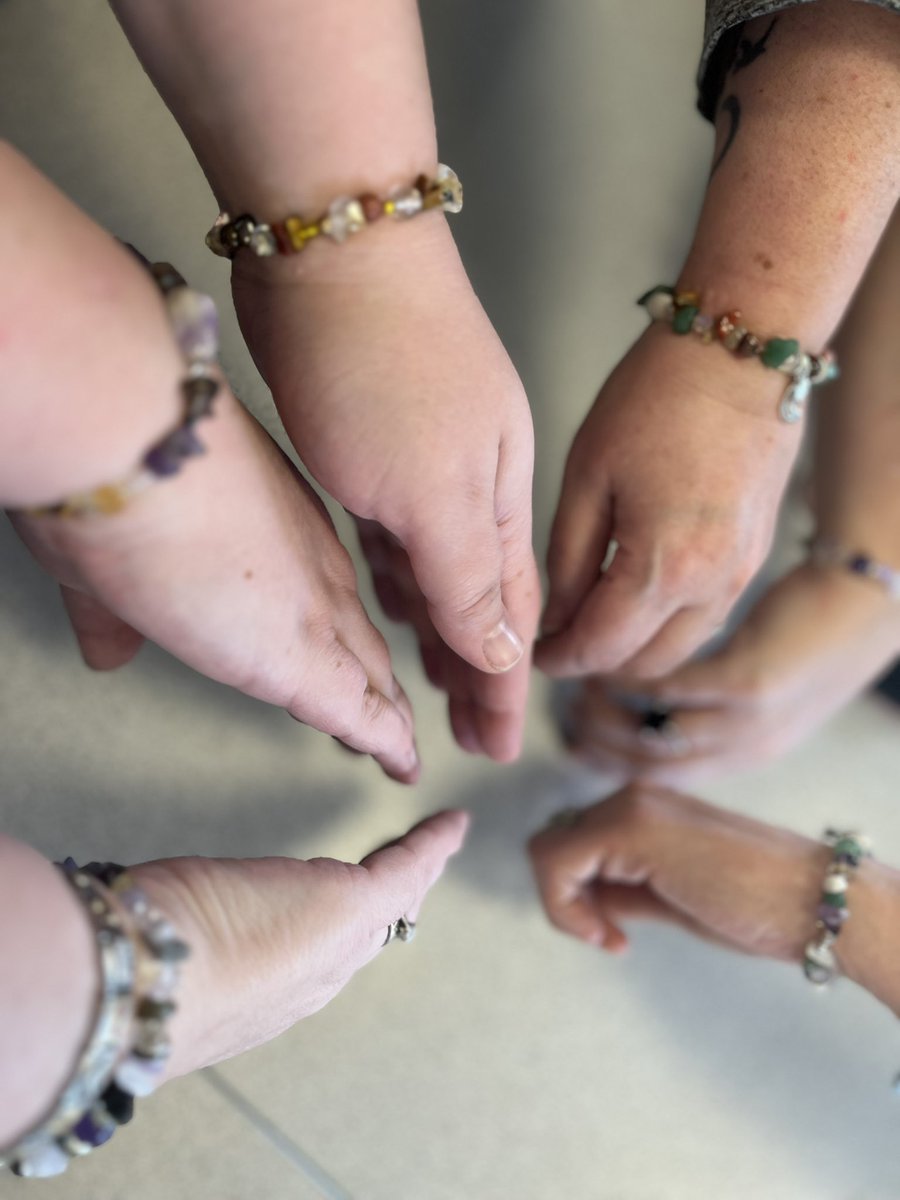 Ashley Diggle tweet media