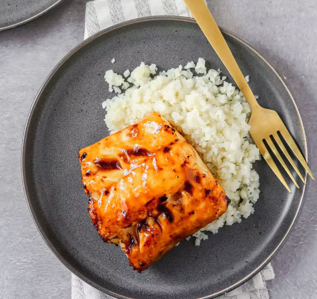 StateofSlim's tweet photo. This Teriyaki-Glazed Cod with Cauliflower Rice fish recipe comes together fast, and you can use the teriyaki glaze as a sauce for your rice. Recipe on Facebook.
#HealthyEating https://t.co/jGsoCPGvIK