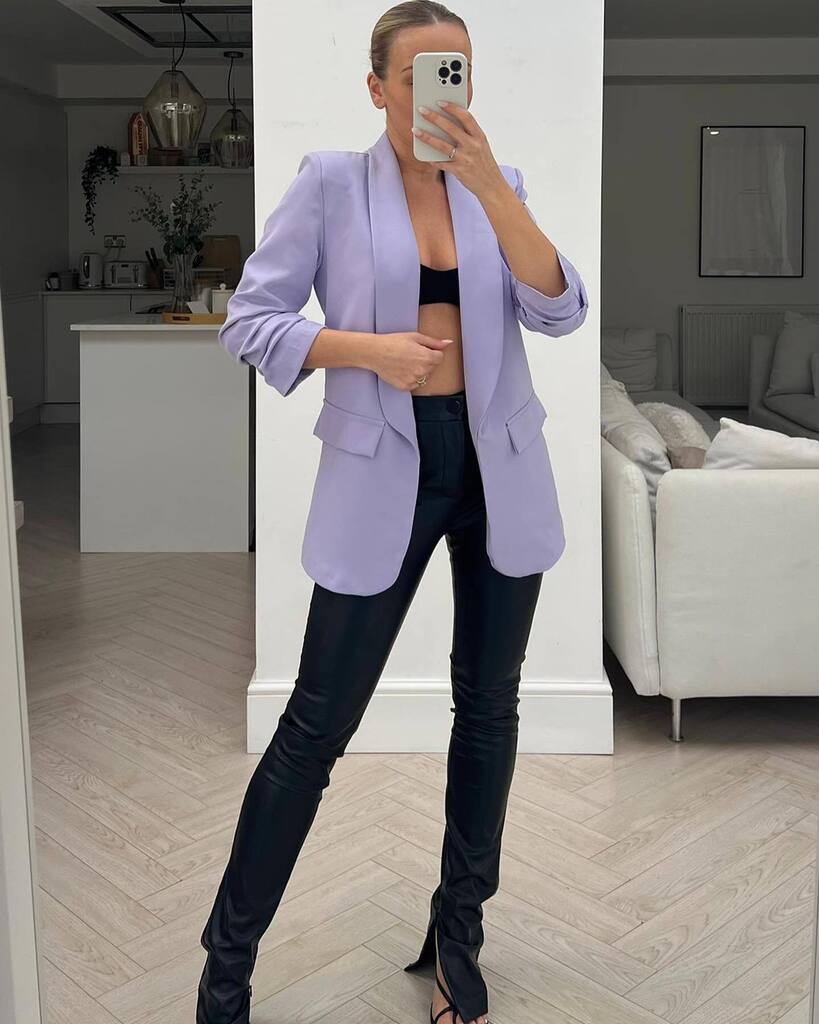 DATE NIGHT OUTFIT 💜🖤 

Shop all colours of VENICE £25 blazer all colours available 

#glamifyfashion instagr.am/p/Coz9ZtKMBrO/