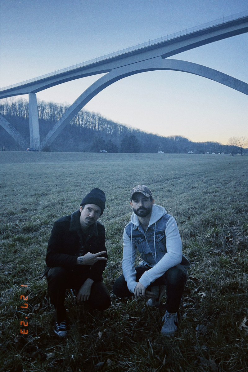 GoldBootMusic's tweet photo. Sure Thing 🔳 https://t.co/5BjJvKudJA