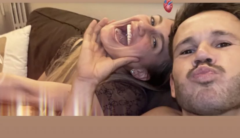 Alessiaa30's tweet photo. A Nikita e Matteo è stata assegnata una delle coppie più belle, Adamo ed Eva perché alla fine il #gfvip può non calcolarli ma infondo sanno anche loro che i più fighi sono loro #nikiters #matteodiamante https://t.co/XywIcy0sCo
