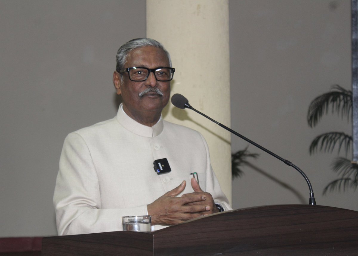 MCMDAVCW's tweet image. 7-day workshop on #ResearchMethodology organised by #commerce Dept &amp;amp; #IQAC @MCMDAVCW,sponsored by CDC, #PanjabUniversity culminated with a valedictory session. @SatyaPalJain was the Chief Guest.  
@EduMinOfIndia @dpradhanbjp @ugc_india @NAAC_India