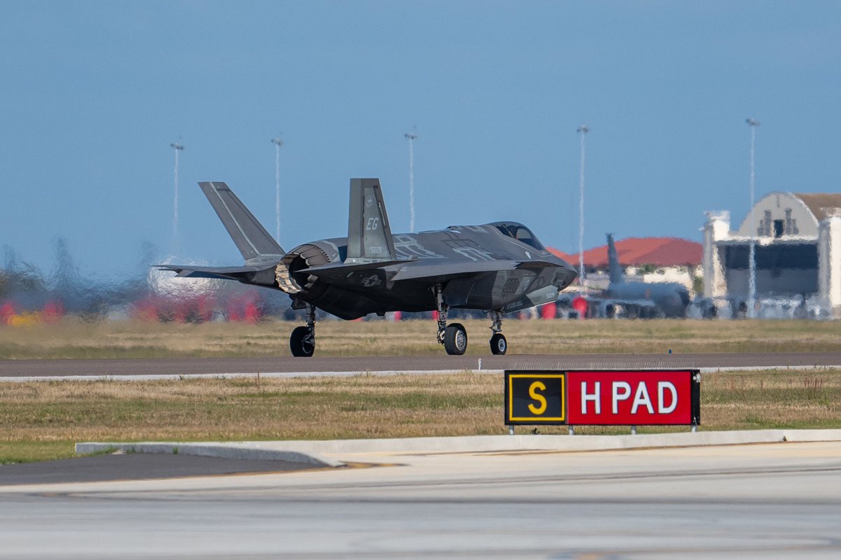 MacDill AFB on Twitter "Lethality on display over Tampa Bay The 33rd