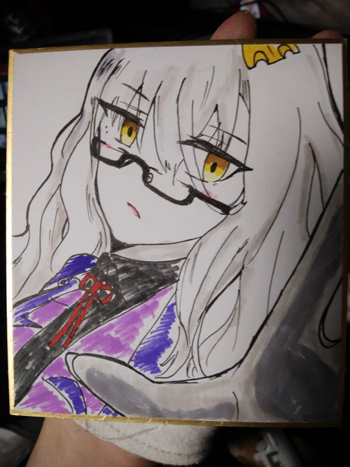 色紙って描くのむじぃと思いながらいたハヤヒデ 