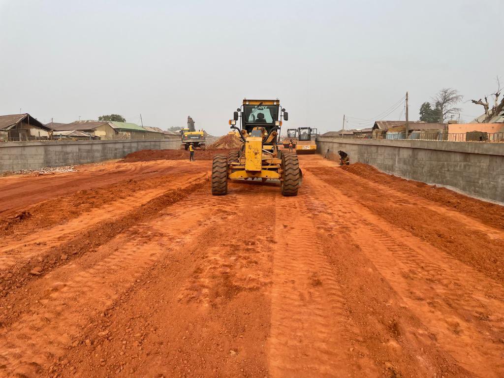 Dualisation of Rabah road from Arewa house to rigasa train station with overpass at Arewa house and Underpass At Nnamdi Azikwe byepass by @CCECCKADUNA #KadunaUrbanRenewal Item of work: Continuation of Earth Works.