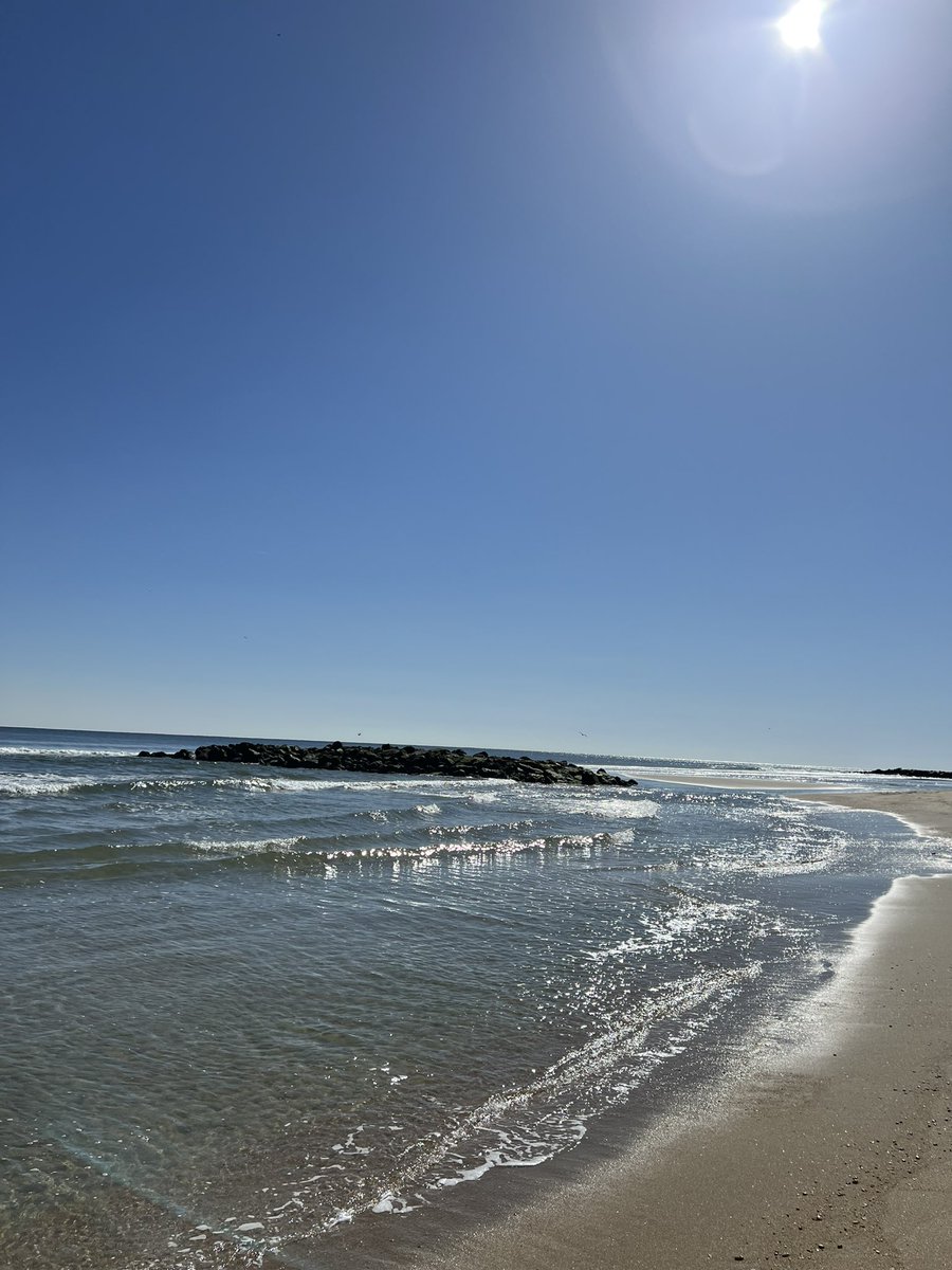 MargFontana's tweet image. Beautiful day at #jerseyshore 🌊 ☀️ #NJ #Springlakenj