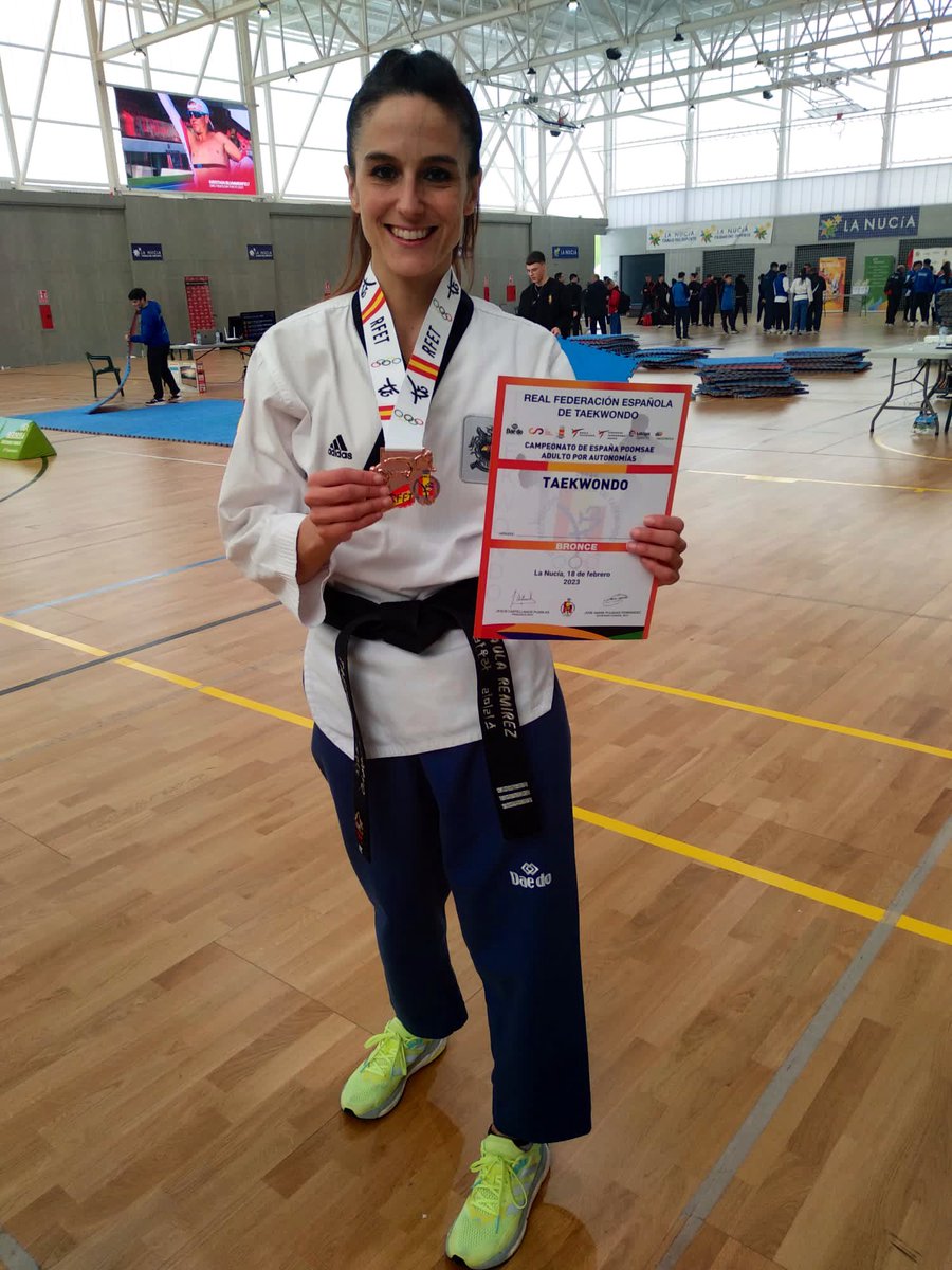 🥋 #Taekwondo | <a href="/pauremirez/">Paula Remirez Ruiz</a> consigue la medalla de bronce en el Campeonato de España Absoluto de #Poomsae, categoría Senior 2.

La competición se está celebrando en La Nucía, Alicante.

🥳 Zorionak! ¡Felicidades, Paula!

💚 #SomosSanJuan