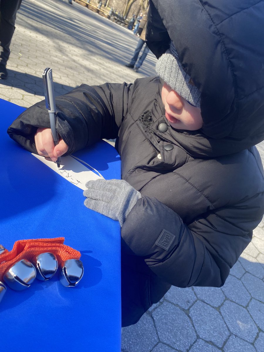 csm713's tweet photo. @seanonolennon @yokoono My son Harrison (6 yo) also made a wish for @yokoono’s bday this morning in NY: “I really want you to be here” https://t.co/4ZYtny6zeJ