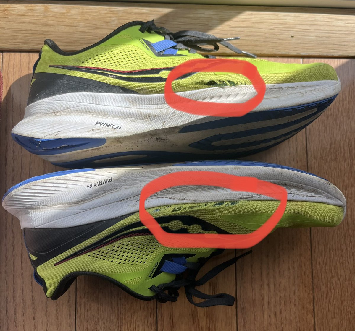 EdPiromsuk's tweet photo. Hey @Saucony @SauconyOrigs is this a design flaw to open up after 250 miles? https://t.co/VYhxrZs0fI