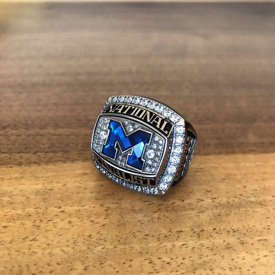 huntRgreen's tweet photo. 10 years! Hard to believe. #GoBlue &amp; #SpartanStrong today https://t.co/CTF1lIwAW1