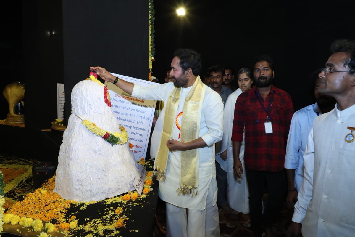 kishanreddybjp's tweet photo. Also spoke on the role of organizations like Brahmakumaris in preserving &amp; celebrating our culture and traditions. https://t.co/4qE5qHBuPo