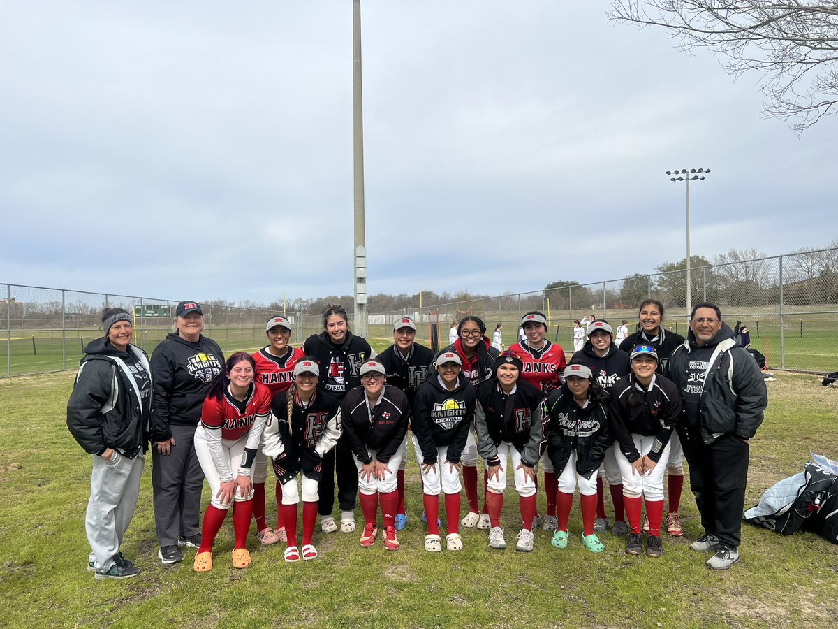 Congratulations <a href="/HanksSoftball/">JM Hanks Softball</a> for going 6-0  <a href="/leadoffclassic/">NFCA Texas High School Softball Leadoff Classic</a> in College Station!! Scoring 40 allowing 9! Way to represent 915!! <a href="/Coach_Veliz/">Coach Scott Veliz</a> <a href="/RCadena2001LTD/">Ruben Cadena</a> <a href="/JMHanksHigh/">J.M. Hanks High School</a> <a href="/EPFastpitch915/">ElPasoFastpitchSoftballCommunity</a> <a href="/Fchavezeptimes/">Felix Chavez</a>