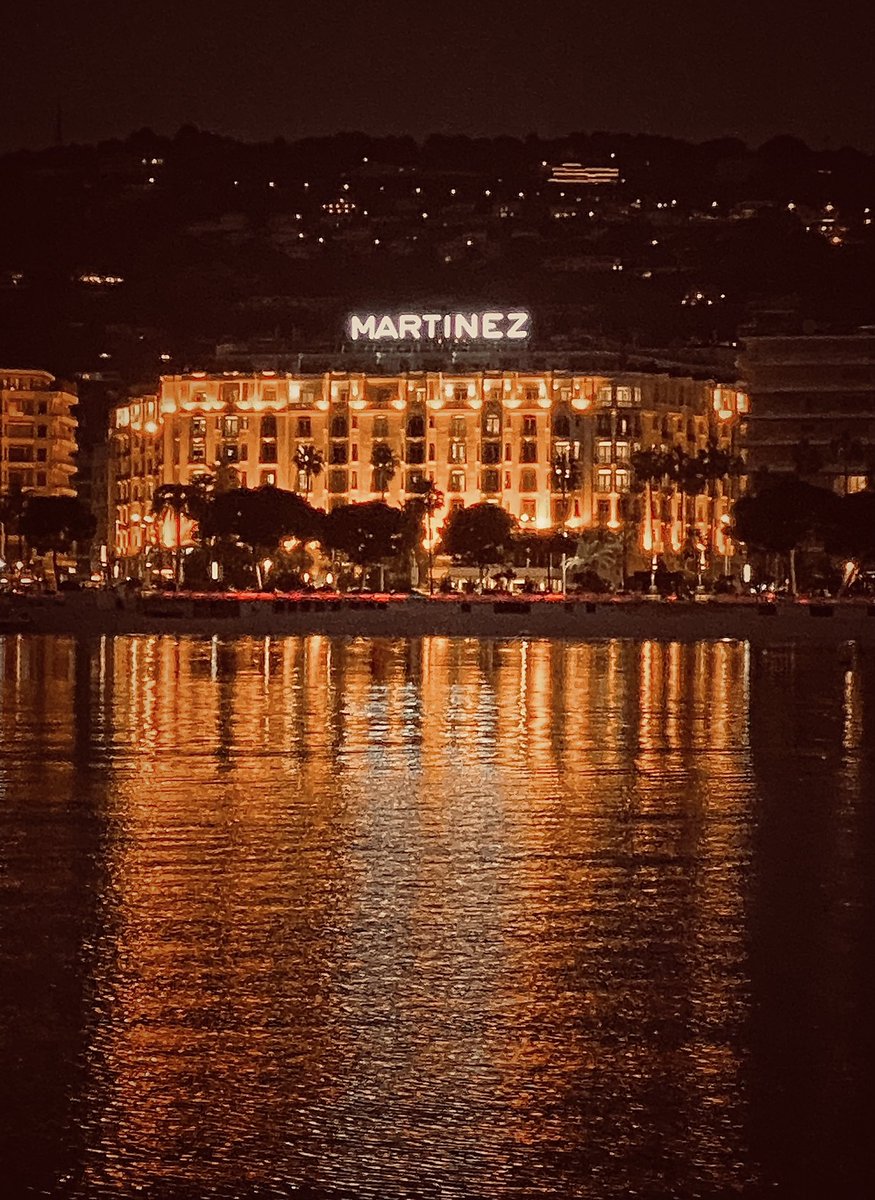 En rentrant ⁦👉 @martinezhotel⁩ #Cannes