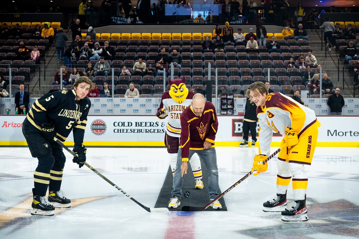 SunDevilHockey's tweet photo. thanks for joining us last night, @CliffEnglish! 🏆 #BeTheTradition https://t.co/f8Xogreqro