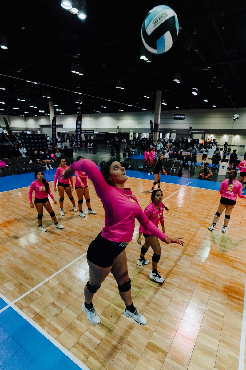 Views from Orlando 🌴

Prez Day Invitational is underway 🔥