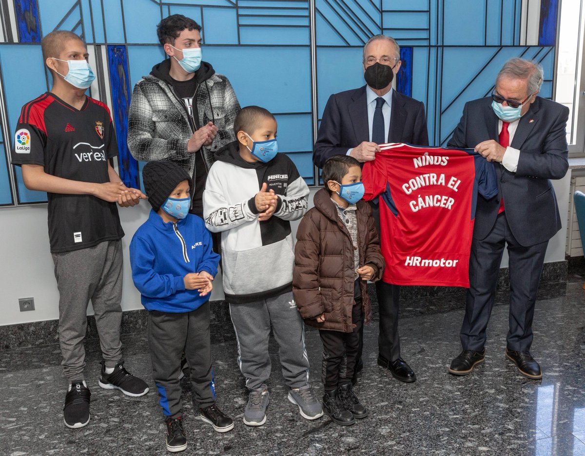 osasuna_en's tweet photo. ❤️ Tonight, we will have the Niños Contra El Cáncer logo on our sleeves. 

We stand with you, fearless fighters!

#OsasunaRealMadrid | #LetsGoRojillos https://t.co/Mwg7ul31kr