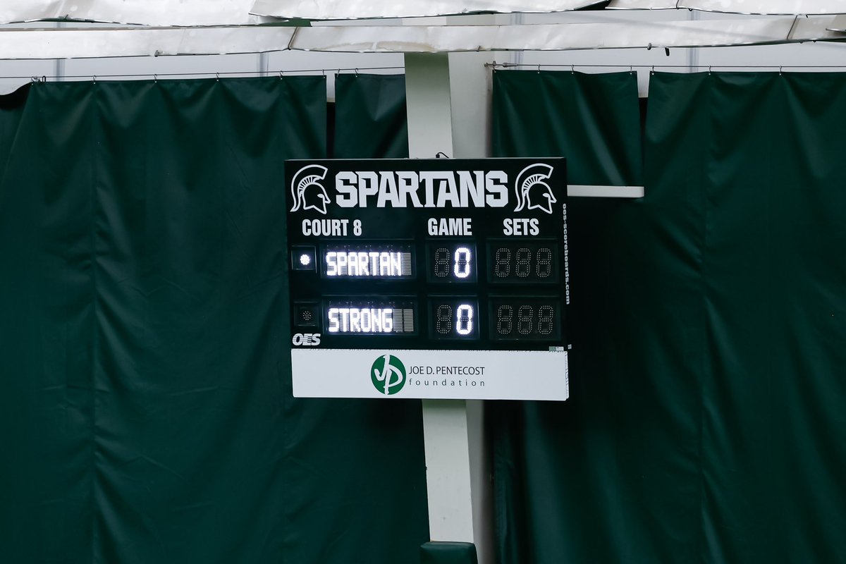 MSU_MTennis's tweet photo. FINAL: MSU 4, Drake 3

#SpartanStrong 💚 https://t.co/TJhGA01XZG