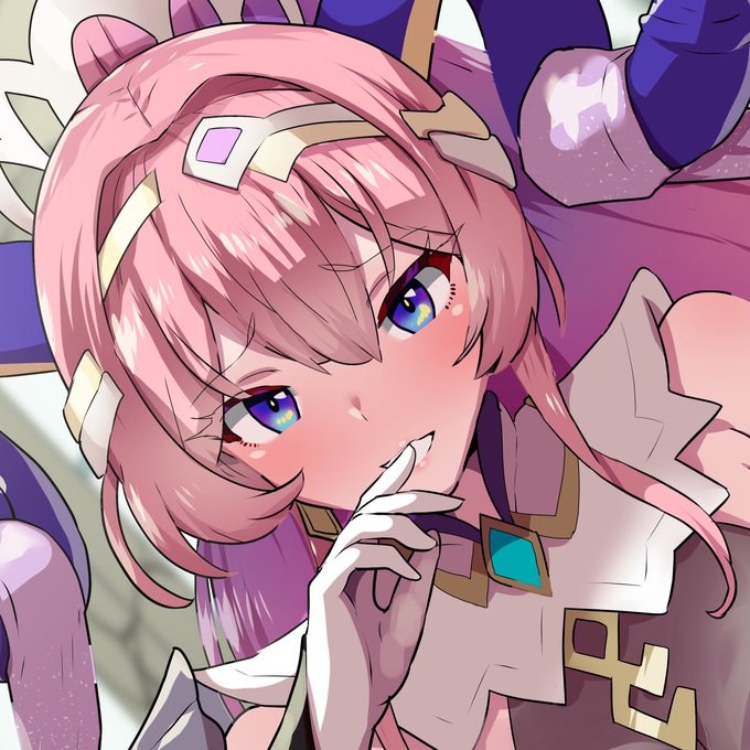 かわいいもの(人間を含む)が好きらしい(?)地の女神さま絵完成。渋R-18とニジエにそれぞれアップしていますので、最寄りのSNSでどうぞ。なお、ニジエには3枚目の全体を含めた、渋とは異なる差分も置いています。 