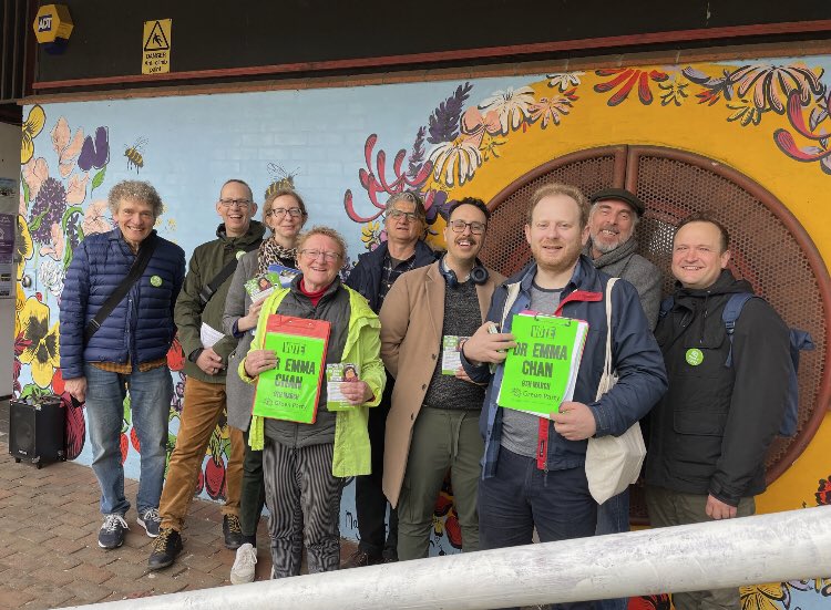 Huge thanks to everyone who came today 💚
Some great conversations with voters about #TottenhamHale by-election and nice to see Green posters already in some windows.