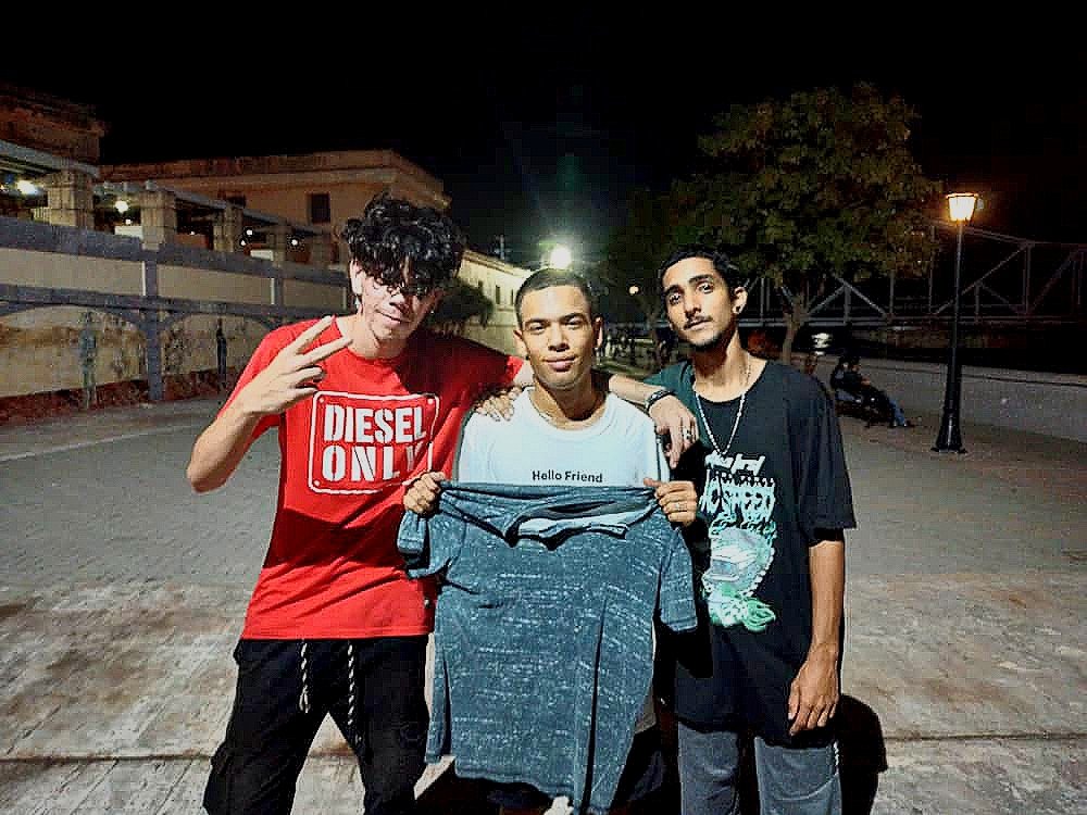 Bajo Puentes tweet media