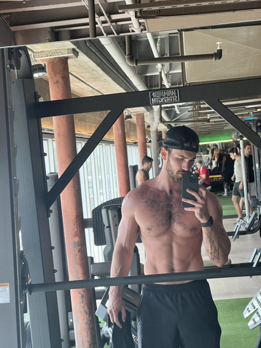 💪🏼 https://t.co/qmNNSMqZLf<a href="/tag/sundayfunday"class="tags"><span>#sundayfunday</span></a>