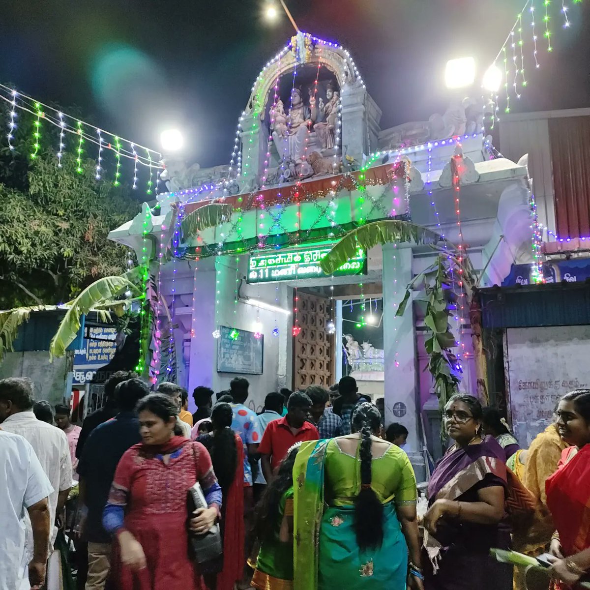 Selvakumar_Srs's tweet photo. Maha Sivarathiri is the dark night which will bring a new dawn. 

#MahaSivarathiri #MahaShivarathiri #2023 #Tirusulanathar #TirusulanatharTemple https://t.co/vojo8x53Vs