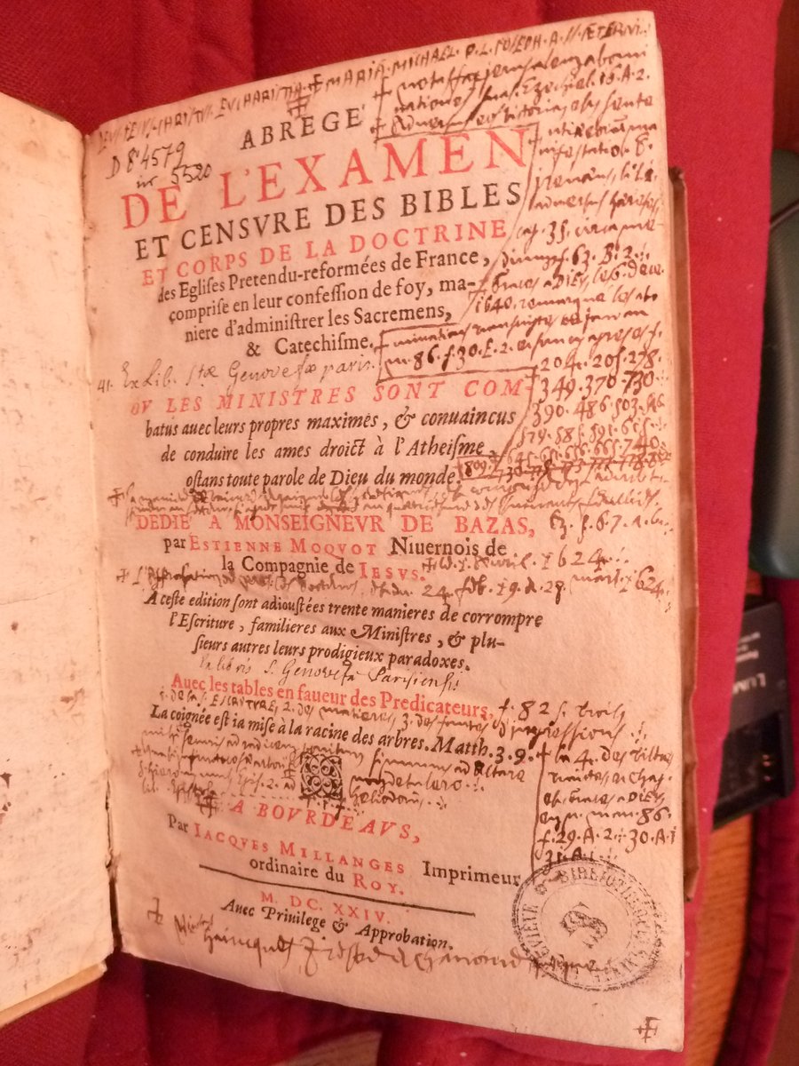 LonardJulien3's tweet photo. Je vois passer des débats sur la pertinence de passer un volume de la Pléiade au surligneur.
Au même moment, j'entame cette lecture. https://t.co/HWSD8gtIFX
